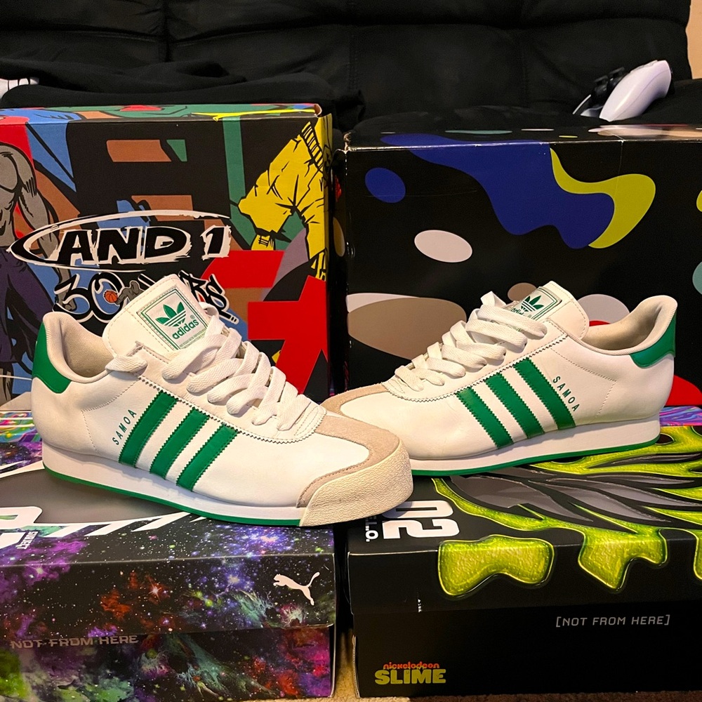 Adidas Samoa Men’s Size 
(Cloud White Collegiate Green Gold Metallic)